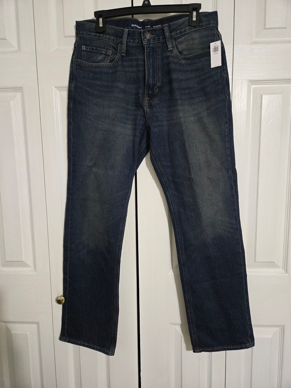 Old navy size 32x30 men's 90's straight leg jeans new with tags